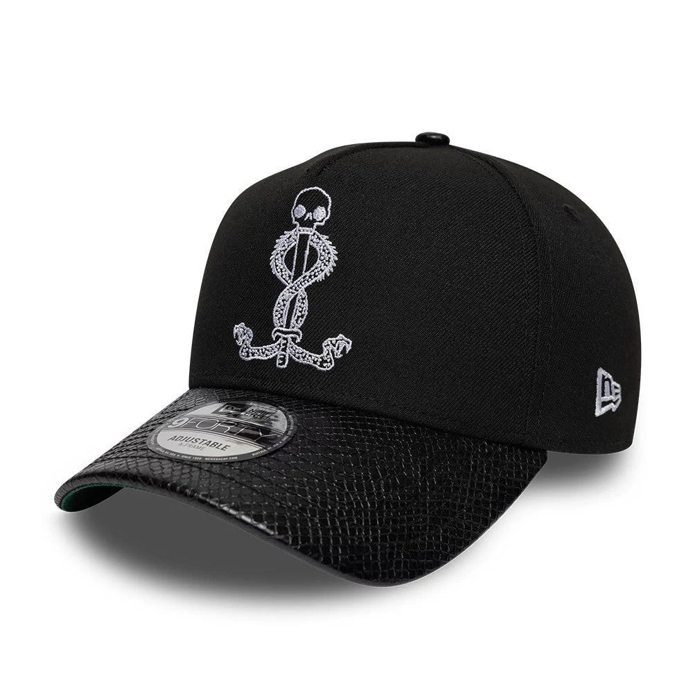 Pictured is this Harry Potter Slytherin 9FORTY A-Frame cap in black. 4