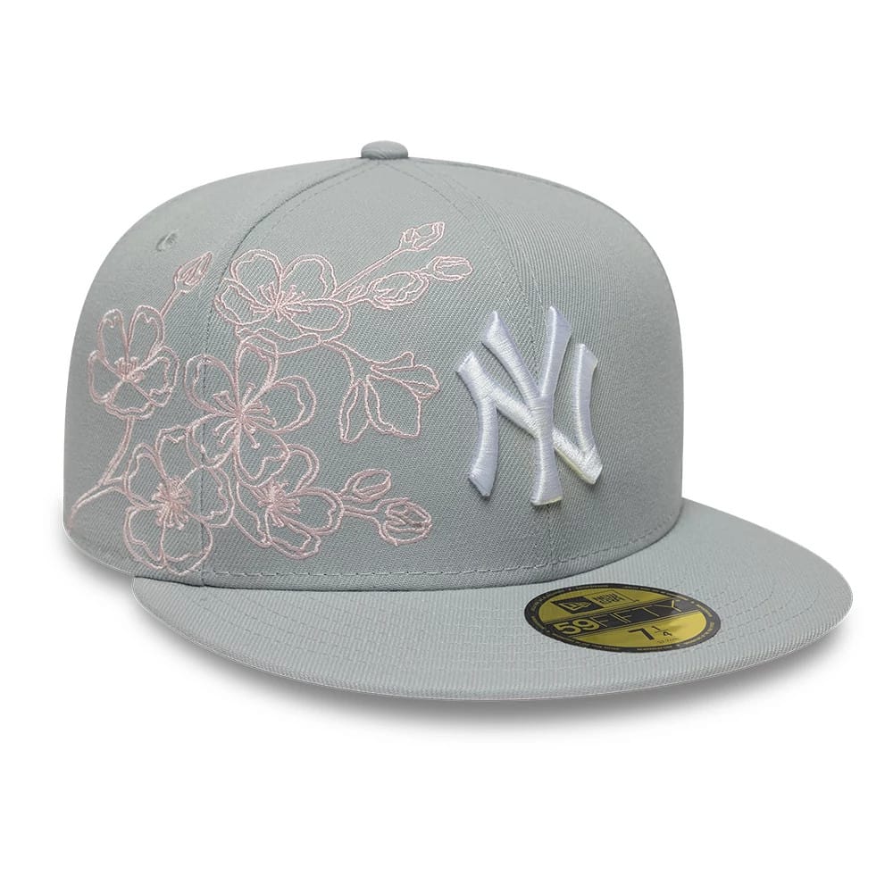 Pictured is this MLB Floral Outline New York Yankees 59FIFTY Fitted cap in grey. 1