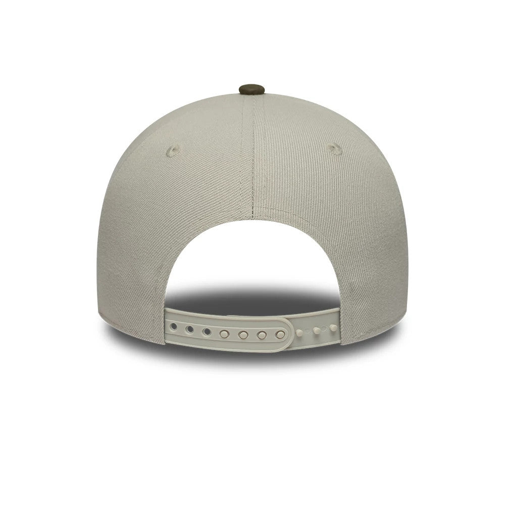 LA Dodgers MLB Suede Visor Light Beige New Era 9FORTY E-Frame Adjustable Cap, rear view showing a light beige adjustable strap with multiple fastening holes, a brown top button on the structured crown and matching embroidered eyelets.