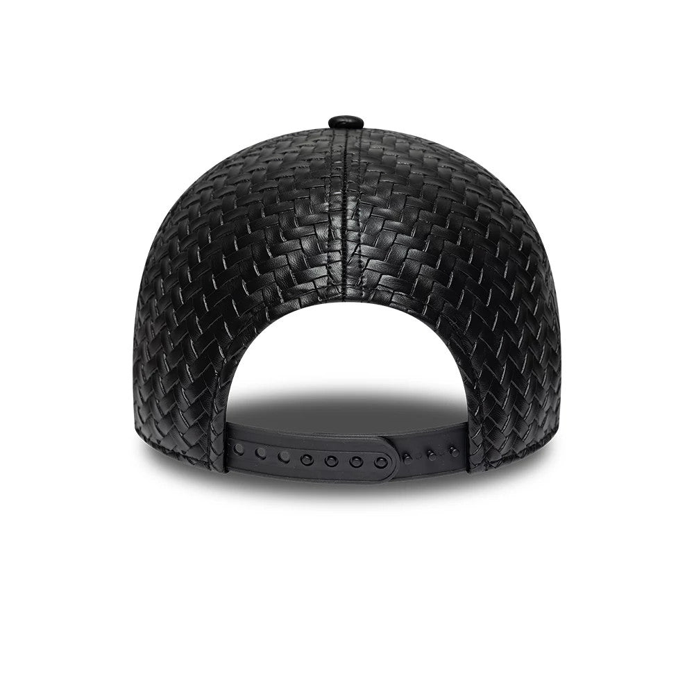 Pictured is this MLB PU Weave New York Yankees 9FORTY cap in black. 4