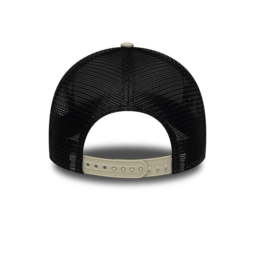 Yankees MLB League Essential Beige New Era 9FORTY A-Frame Trucker Adjustable Cap, rear view showing the black mesh back panels with a beige plastic snap closure and a beige top button centred on the structured crown.
