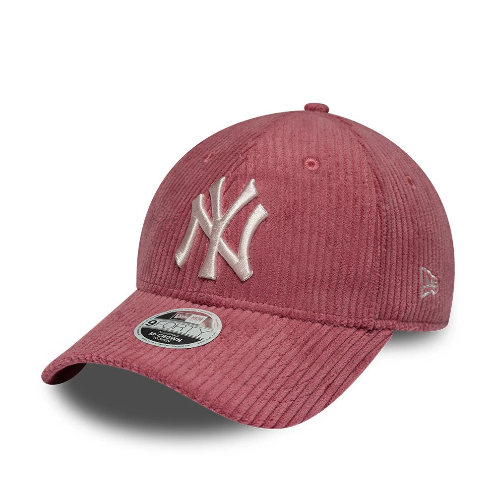 Yankees Womens MLB Chunky Cord Dark Pink New Era 9FORTY M-Crown Adjustable Cap, three-quarter view showing the raised white NY logo embroidered on the front panel, with a grey 9FORTY size sticker on the curved visor.