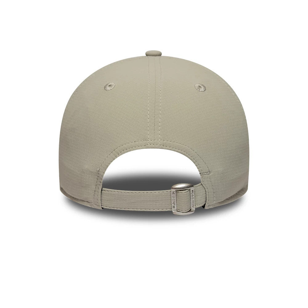 LA Dodgers MLB Ripstop Beige New Era 9TWENTY Adjustable Cap, rear view showing a curved visor, a beige strap with a buckle at the back, and a structured crown with eyelets and top button.