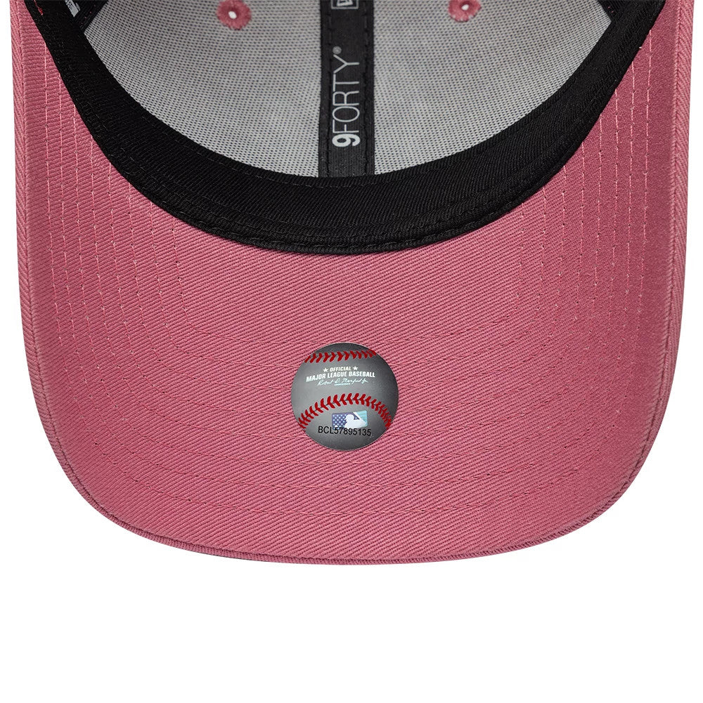 Pictured is this Womens MLB League Essential New York Yankees 9FORTY cap in pink. 5