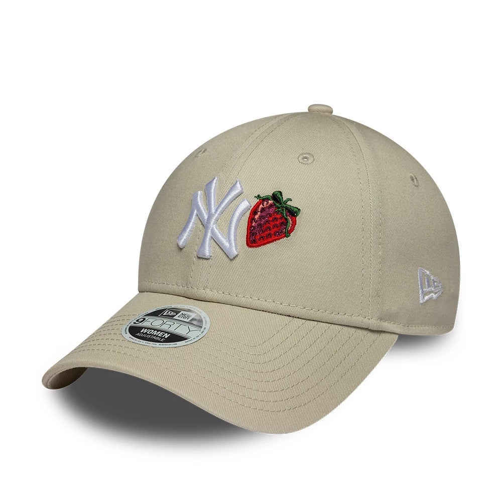 New York Yankees Womens MLB Fruit Icon Light Beige New Era 9FORTY Adjustable Cap, front view showing the white embroidered NY logo and a strawberry icon on the front panels, with a light beige curved visor and 9FORTY size sticker.