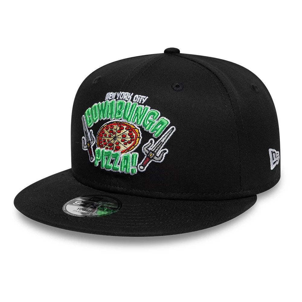 Youth Teenage Mutant Ninja Turtles Black New Era 9FIFTY Snapback Adjustable Cap, front view showing colourful embroidered Cowabunga Pizza! graphic with swords and pizza slice on black structured crown, black flat visor, and 9FIFTY size sticker.