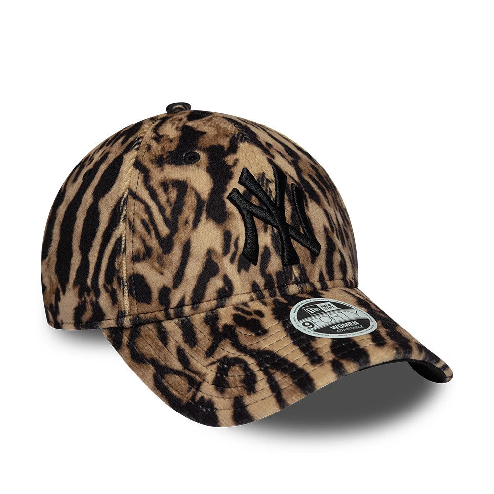 New York Yankees Womens MLB Ocelot Print Black New Era 9FORTY Adjustable Cap, front view showing the black embroidered NY logo on the structured animal print crown, with a curved visor and a 9FORTY size sticker on top.