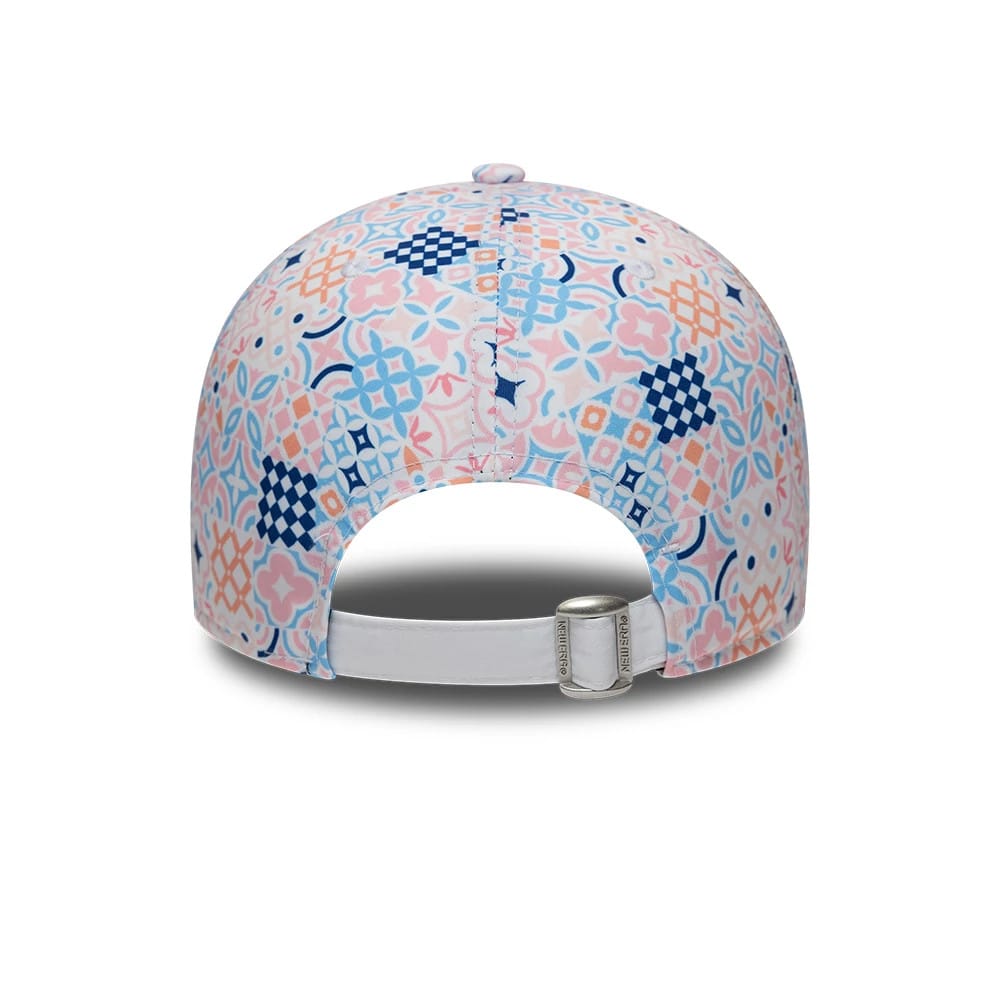 Pictured is this Mediterranean Air Event Sail GP 9FORTY cap in white. 5