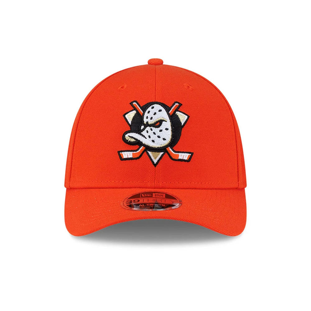 Anaheim Ducks NHL Team Orange New Era 39THIRTY M-Crown Stretch Fit Cap, front view showing the embroidered Ducks logo in white and black on the orange crown, with a curved orange visor and a 39THIRTY size sticker on the visor.