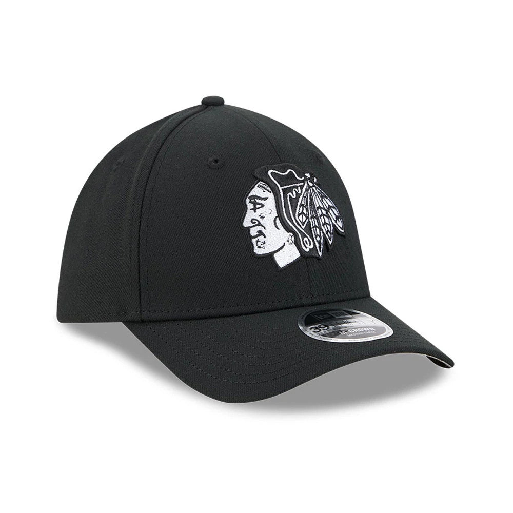 Pictured is this NHL Chicago Blackhawks 39THIRTY M-Crown Stretch Fit cap in black. 4