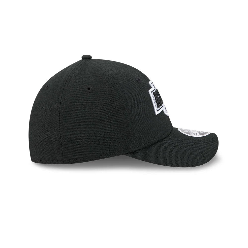 Pictured is this NHL LA Kings 39THIRTY M-Crown Stretch Fit cap in black. 7