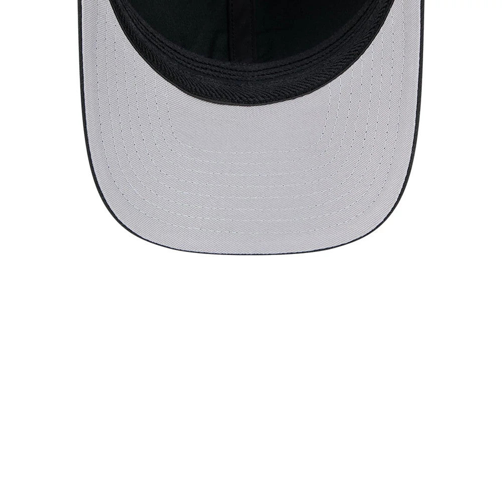 Chicago Bulls NBA Team Black New Era 39THIRTY M-Crown Stretch Fit Cap, inside view showing the grey undervisor with detailed stitching, a black interior lining, and the base of the structured black crown.