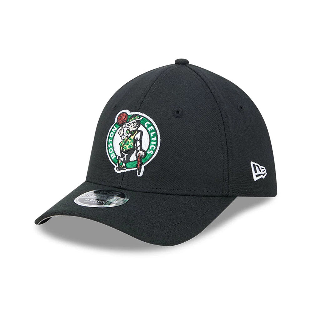 Boston Celtics NBA Team Black New Era 39THIRTY M-Crown Stretch Fit Cap, three-quarter view showing the raised embroidered Celtics logo on the front panel, a curved black visor with a 39THIRTY size sticker.