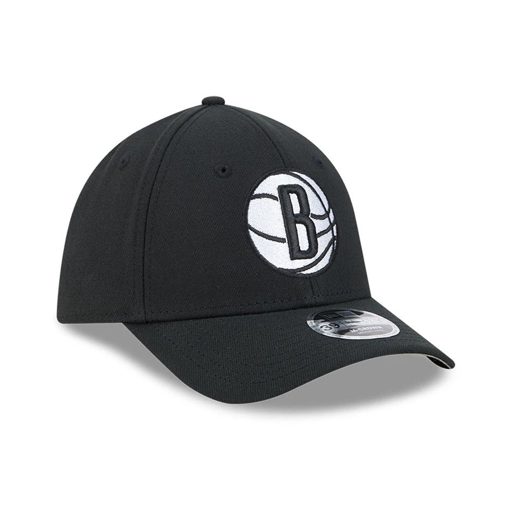 Pictured is this NBA Team Brooklyn Nets 39THIRTY M-Crown Stretch Fit cap in black. 4