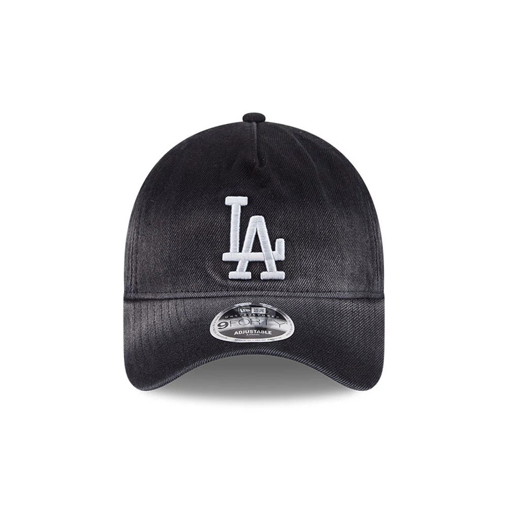 Dodgers MLB Washed Denim Black New Era 9FORTY A-Frame Unstructured Adjustable Cap, front view showing the white embroidered LA logo on the centre black crown, featuring a curved visor and a 9FORTY size sticker on the visor.