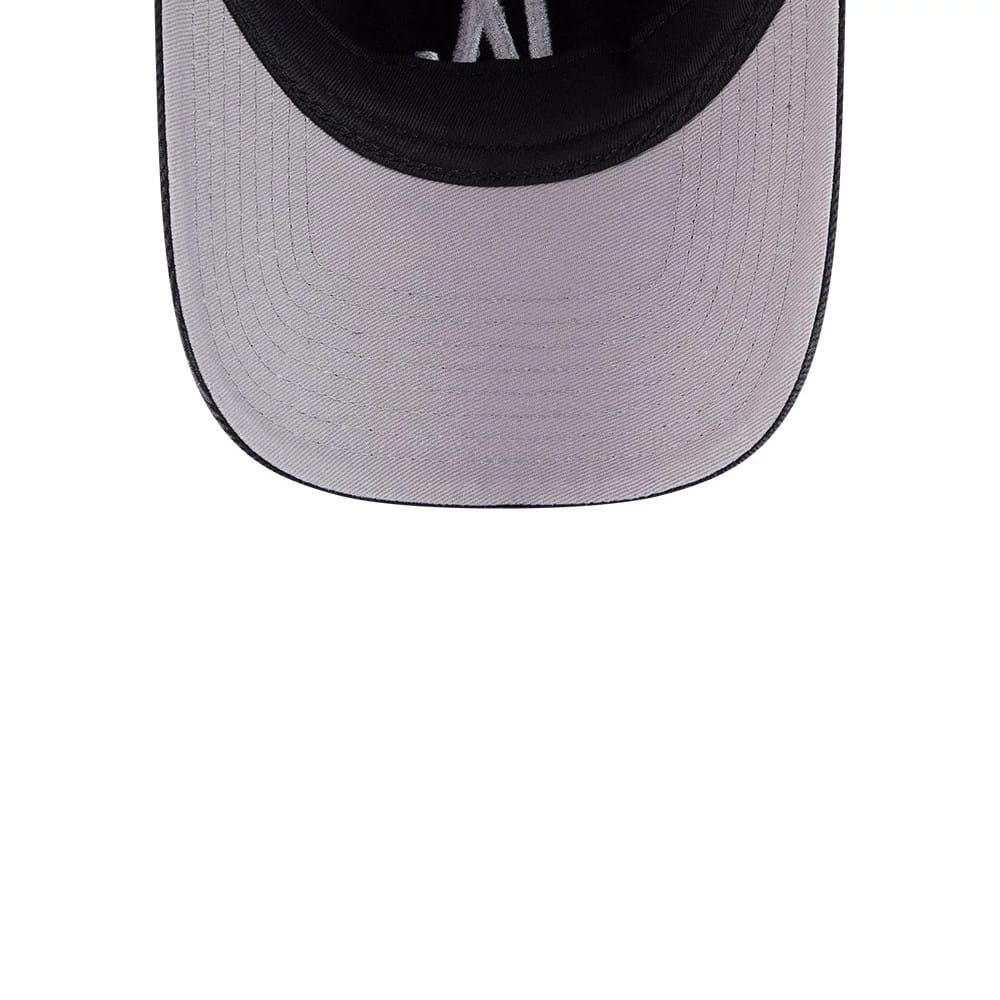 Pictured is this MLB Washed Denim LA Dodgers 9FORTY A-Frame Unstructured cap in black. 2