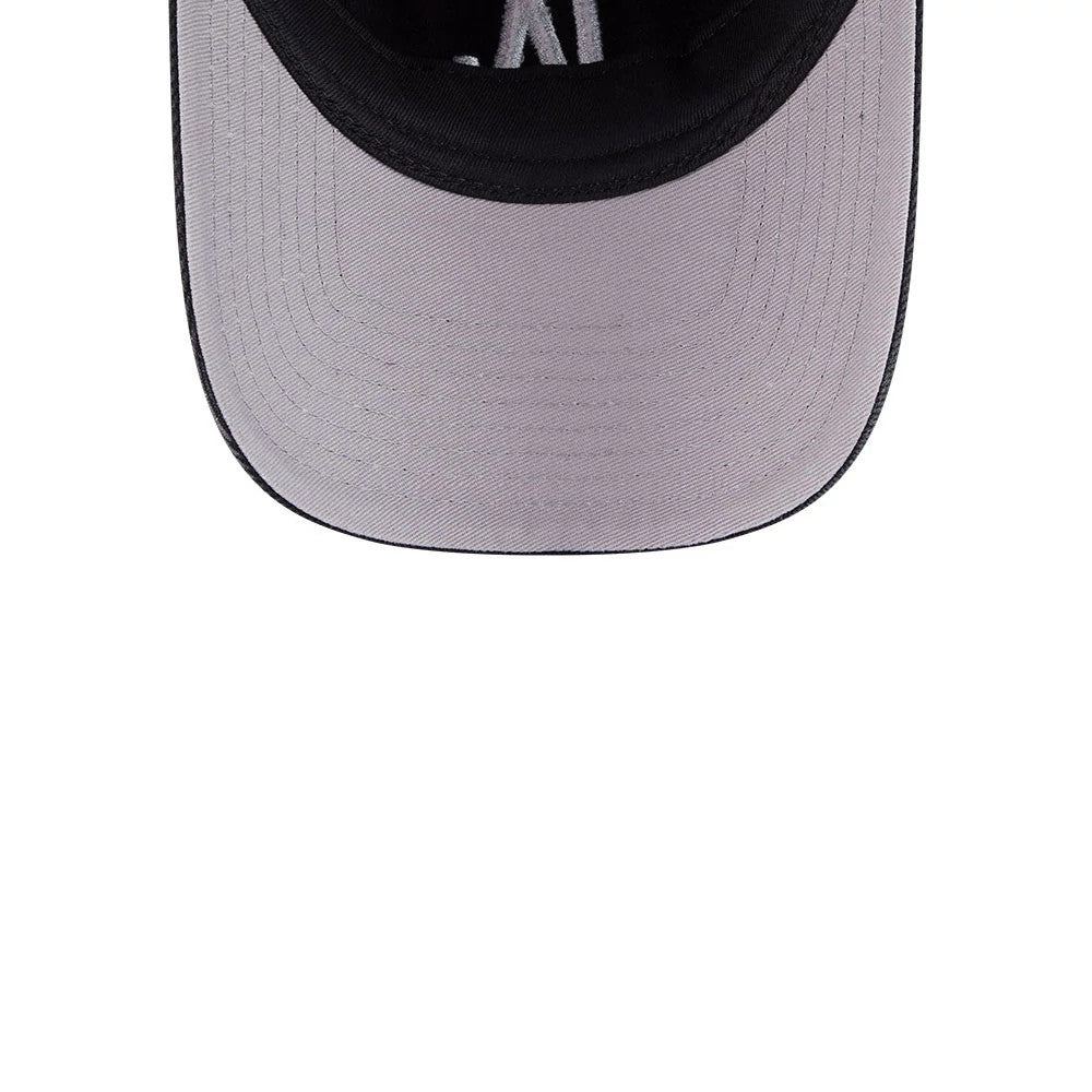 Pictured is this MLB Washed Denim LA Dodgers 9FORTY A-Frame Unstructured cap in black. 2