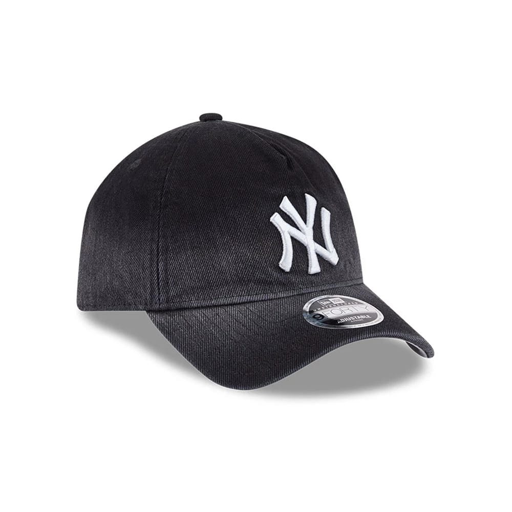 Pictured is this MLB Washed Denim New York Yankees 9FORTY A-Frame Unstructured cap in black. 4