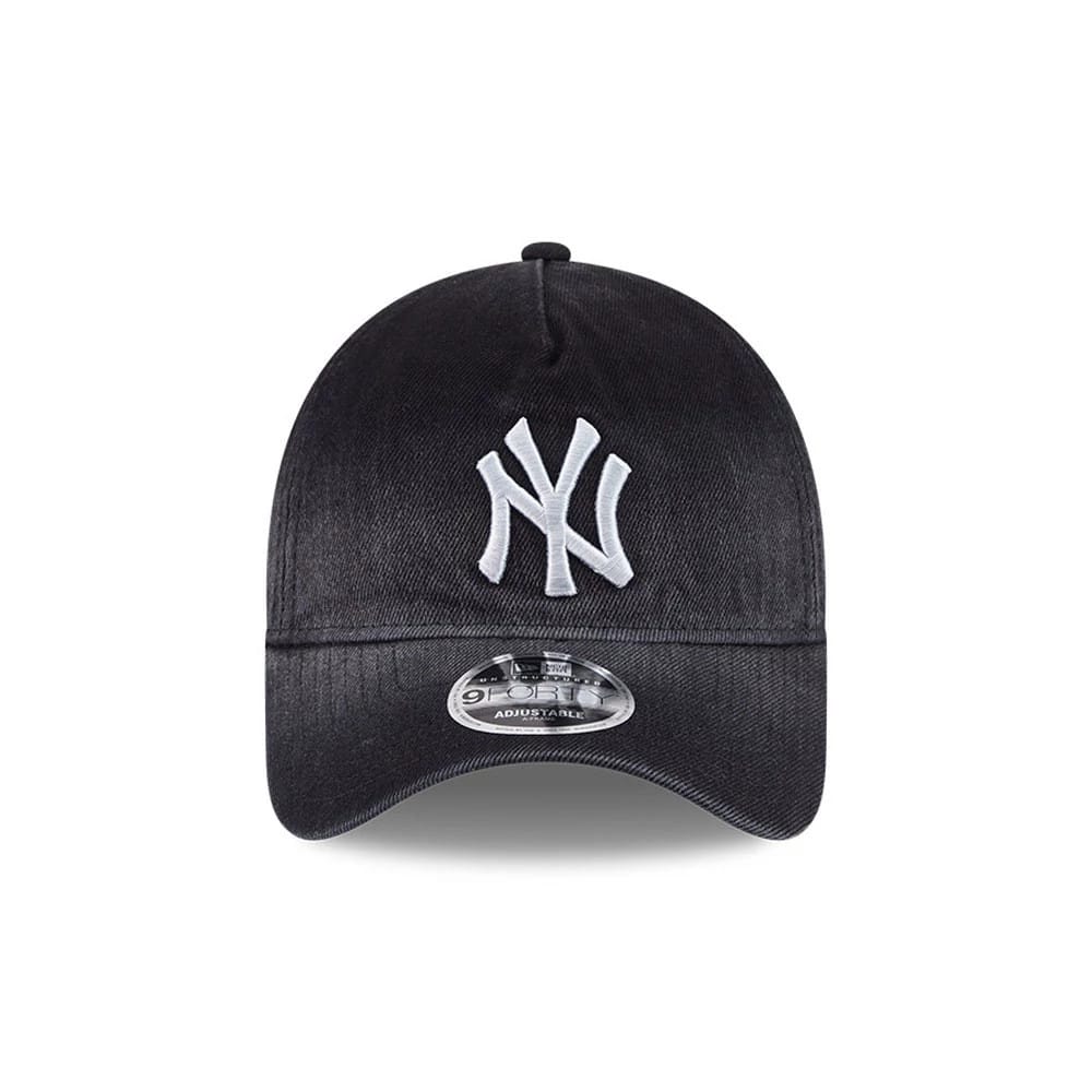 Pictured is this MLB Washed Denim New York Yankees 9FORTY A-Frame Unstructured cap in black. 3