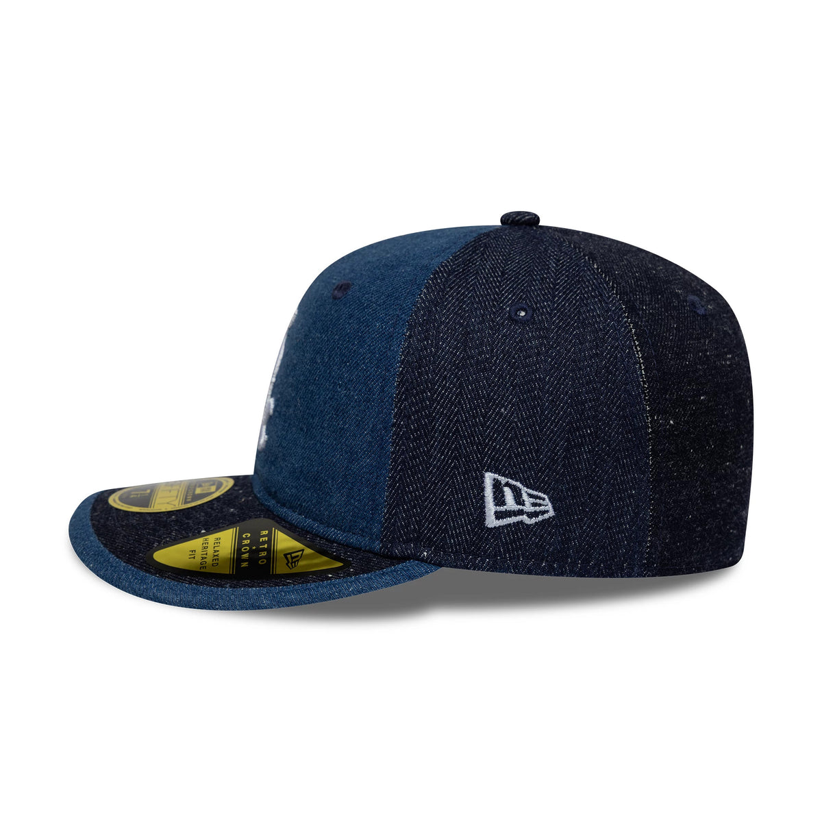Pictured is this MLB Multipanel Chicago White Sox Retro Crown 59FIFTY Fitted cap in navy. 4