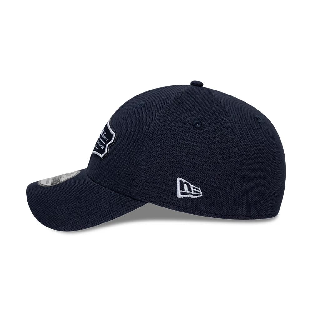 Pictured is this New Era Jersey 39THIRTY Stretch Fit cap in navy. 4