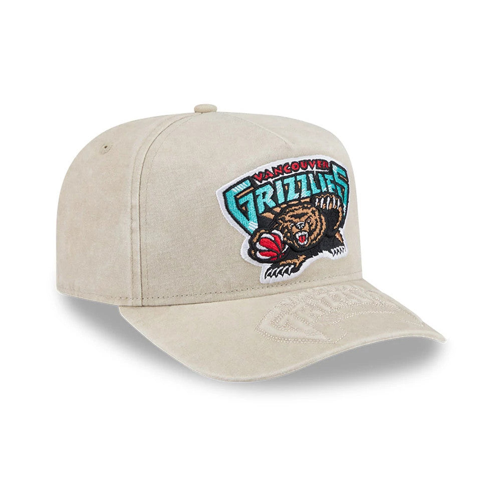 Vancouver Grizzlies NBA Light Beige New Era 9FIFTY A-Frame Snapback Adjustable Cap, front view showing the colourful embroidered team logo on the front panel, with a light beige curved visor and matching embroidered text on the underlay.