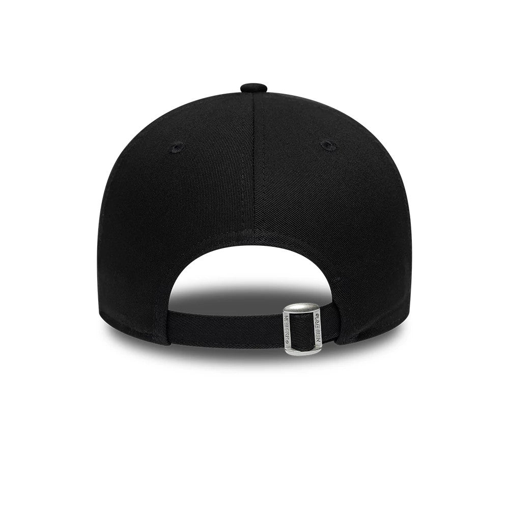 Williams Animal Infill Black New Era 9FORTY Adjustable Cap, rear view showing a clean black structured crown, an adjustable strap with buckle closure, and a black top button centred on the cap's crown for classic styling.