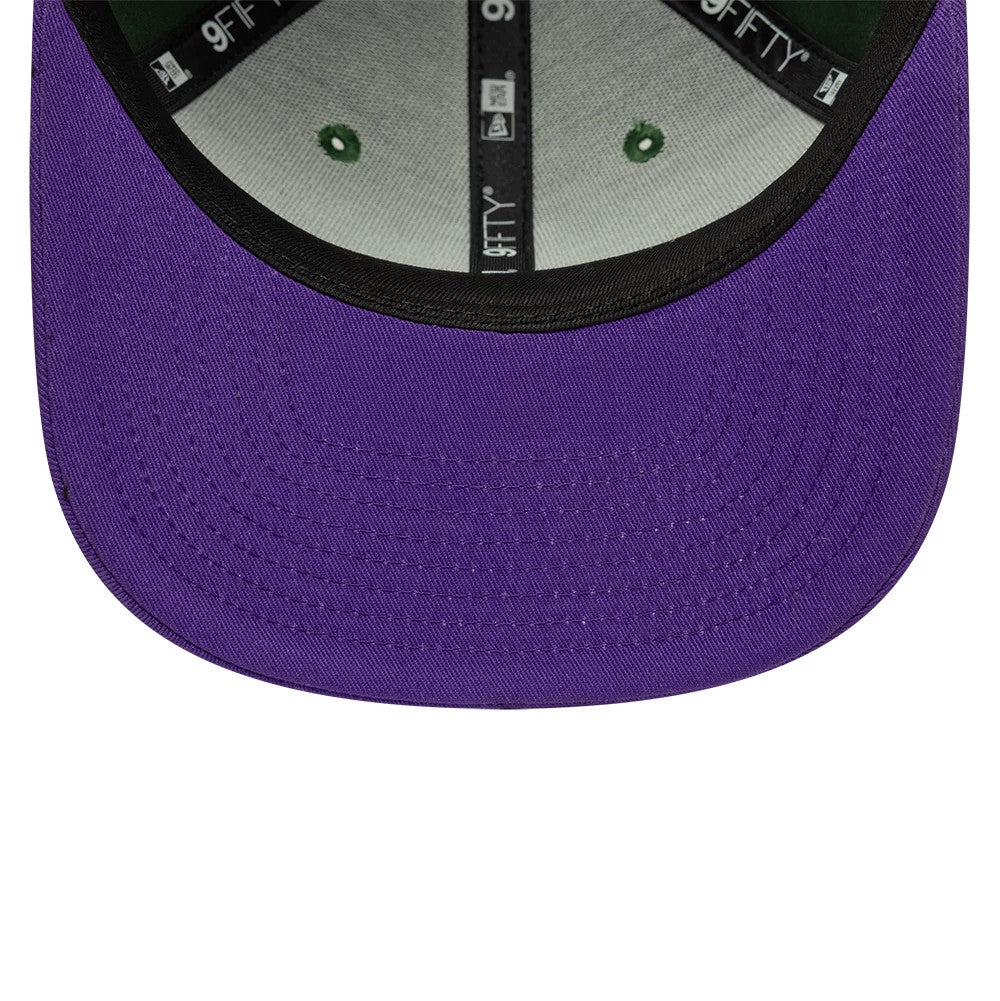Pictured is this NBA Hardwood Classic Milwaukee Bucks 9FIFTY Snapback cap in dark green. 5