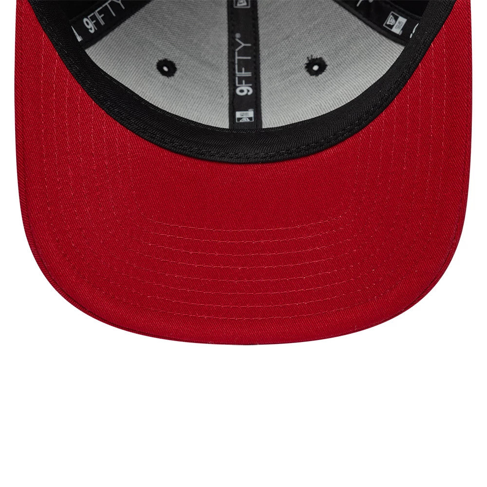Miami Heat NBA Hardwood Classic Black New Era 9FIFTY Snapback Adjustable Cap, inside view showing the black taping with white 9FIFTY branding, black eyelets on grey fabric, and a bright red undervisor enhancing its classic design.