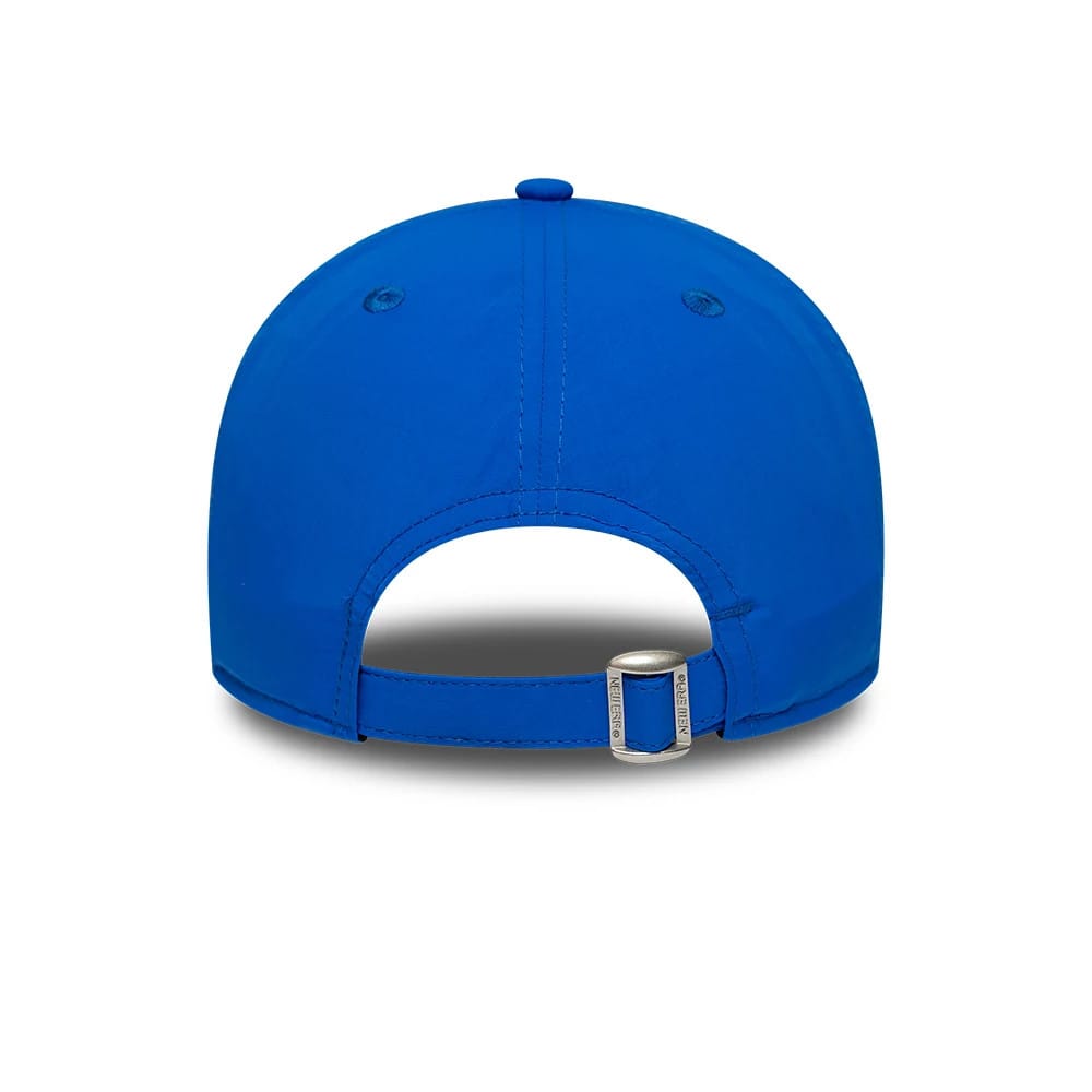 New York Knicks NBA Hardwood Classic Nylon Blue New Era 9TWENTY Adjustable Cap, rear view showing a buckle on the adjustable strap, a blue nylon fabric on the structured crown, and two colour-matched embroidered eyelets.