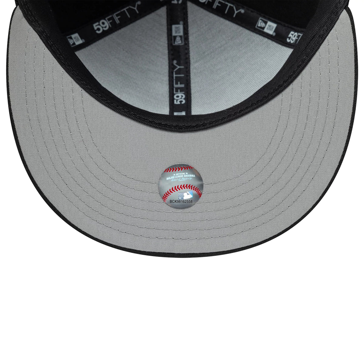 Pictured is this MLB Bats New York Yankees 59FIFTY Fitted cap in black. 2