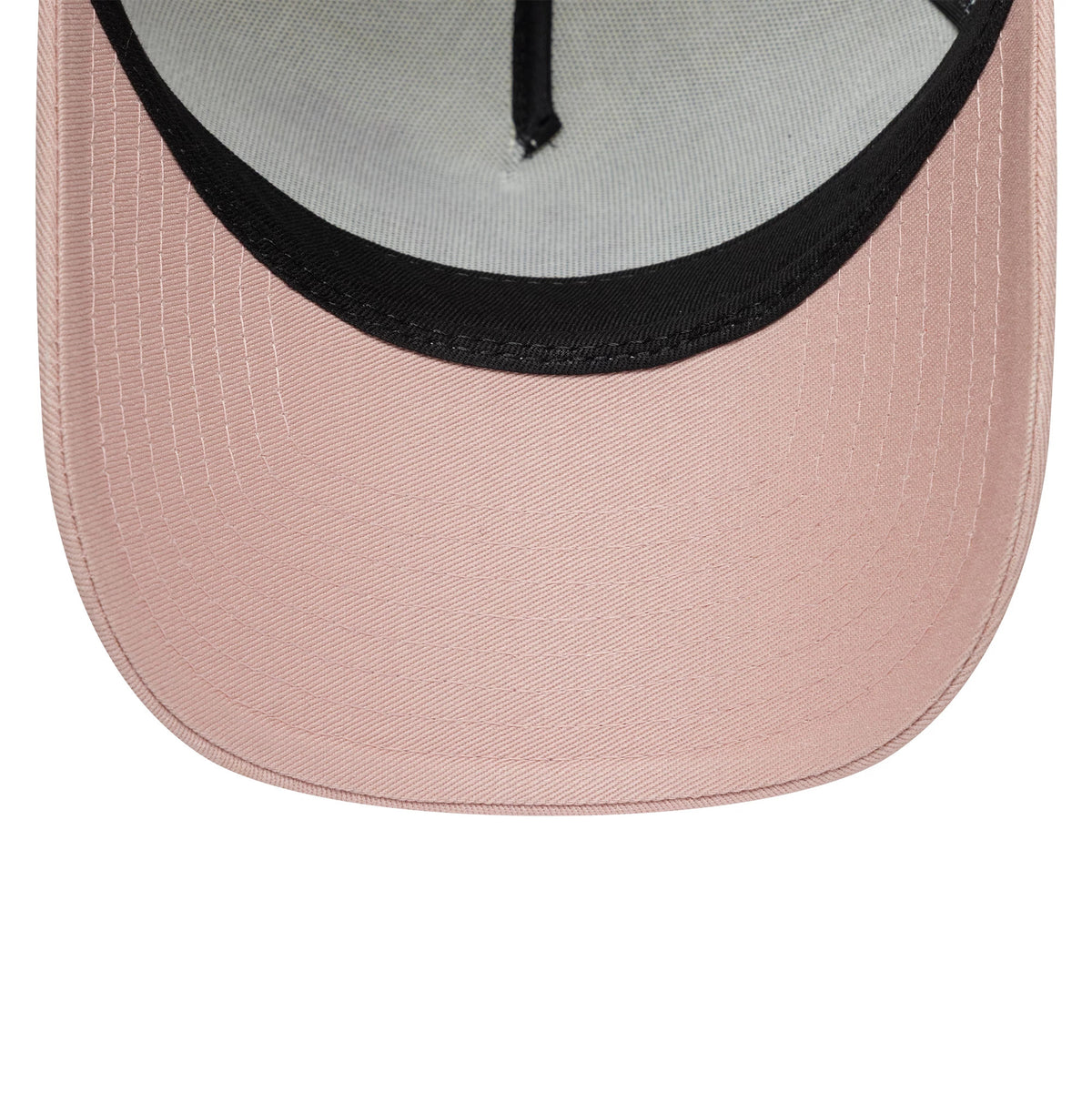 Pictured is this MLB Palm New York Yankees 9FORTY A-Frame cap in white & pink. 7