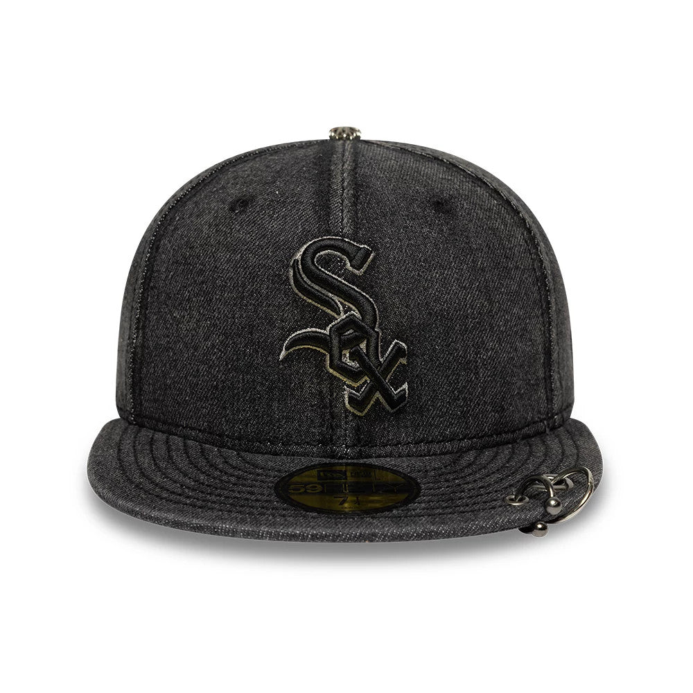 Pictured is this MLB Hardware Chicago White Sox 59FIFTY Fitted cap in black. 2