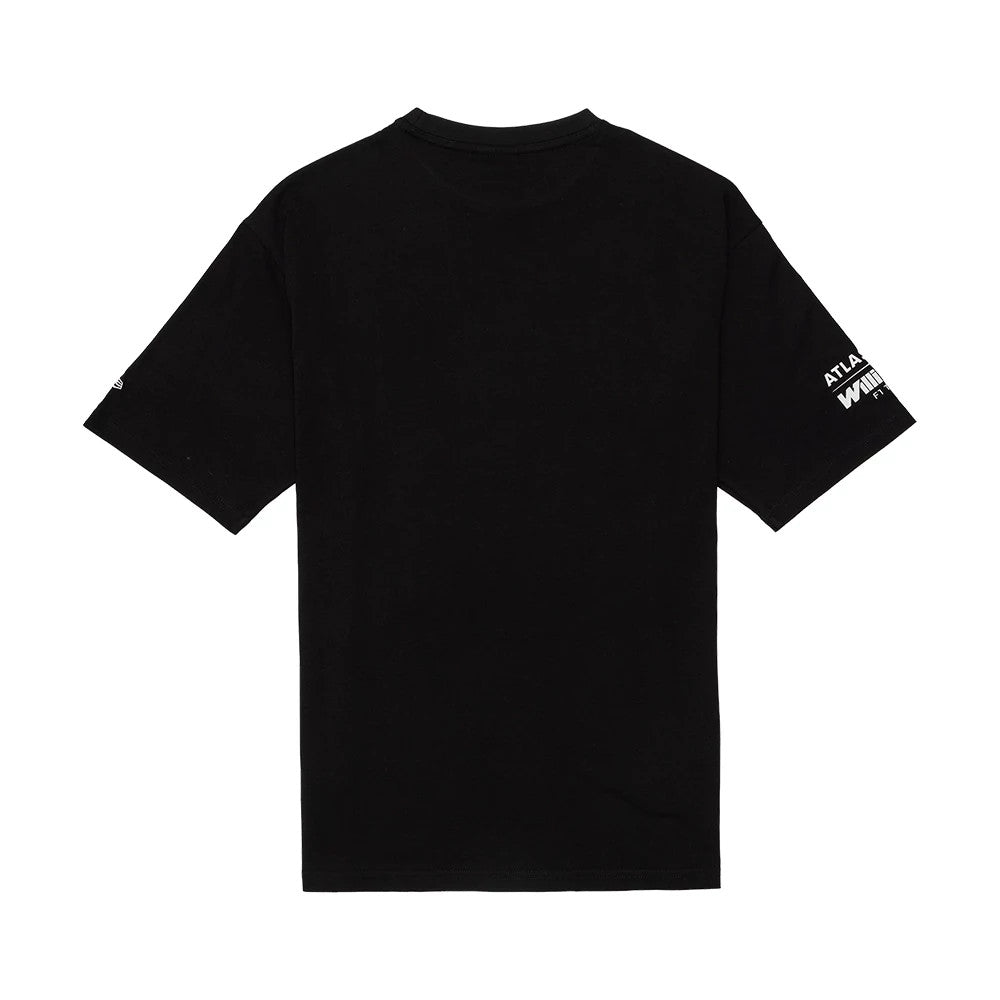 The model is wearing this Williams Oversized T-Shirt in black. 2