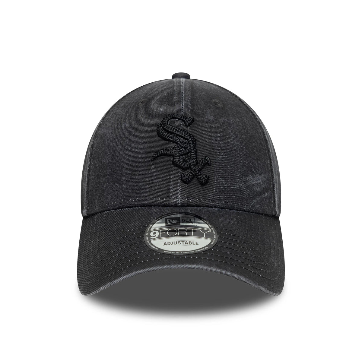 Chicago White Sox MLB Ombre Black New Era 9FORTY Adjustable Cap, front view showing the black embroidered Sox logo on the front panel, curved black visor with a 9FORTY size sticker, and matching eyelets and top button.