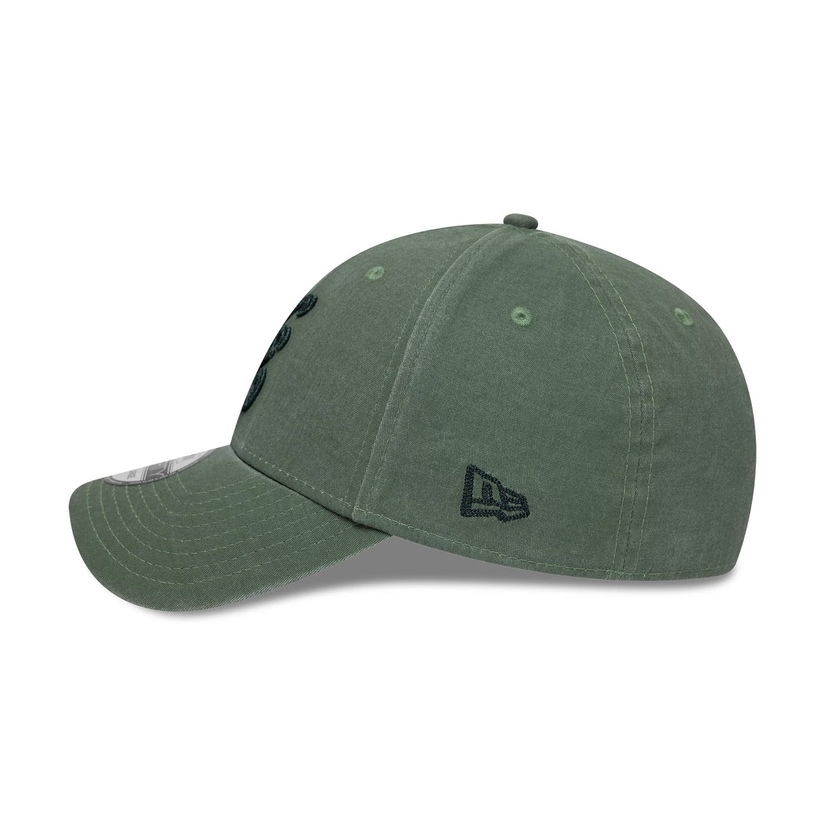 Pictured is this New Era Ombre New Era 39THIRTY Stretch Fit cap in dark green. 4