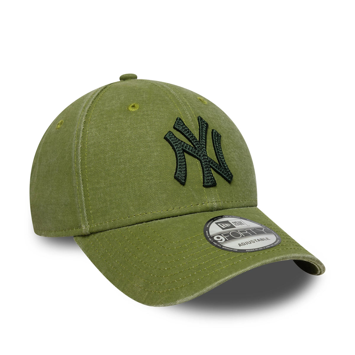New York Yankees MLB Ombre Green New Era 9FORTY Adjustable Cap, front view showing the dark green raised embroidered NY logo on the centre of the green front panel, with a curved visor and a 9FORTY size sticker on top.