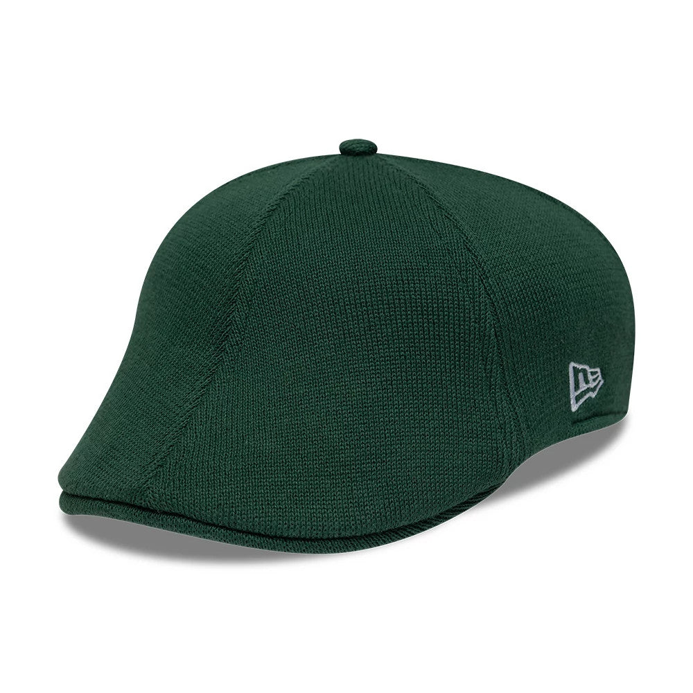 New Era New York Yankees MLB Knitted Dark Green Duckbill Cap, side view showing the white embroidered New Era flag logo on the left side, with a seamless dark green knitted design and a softly curved visor.