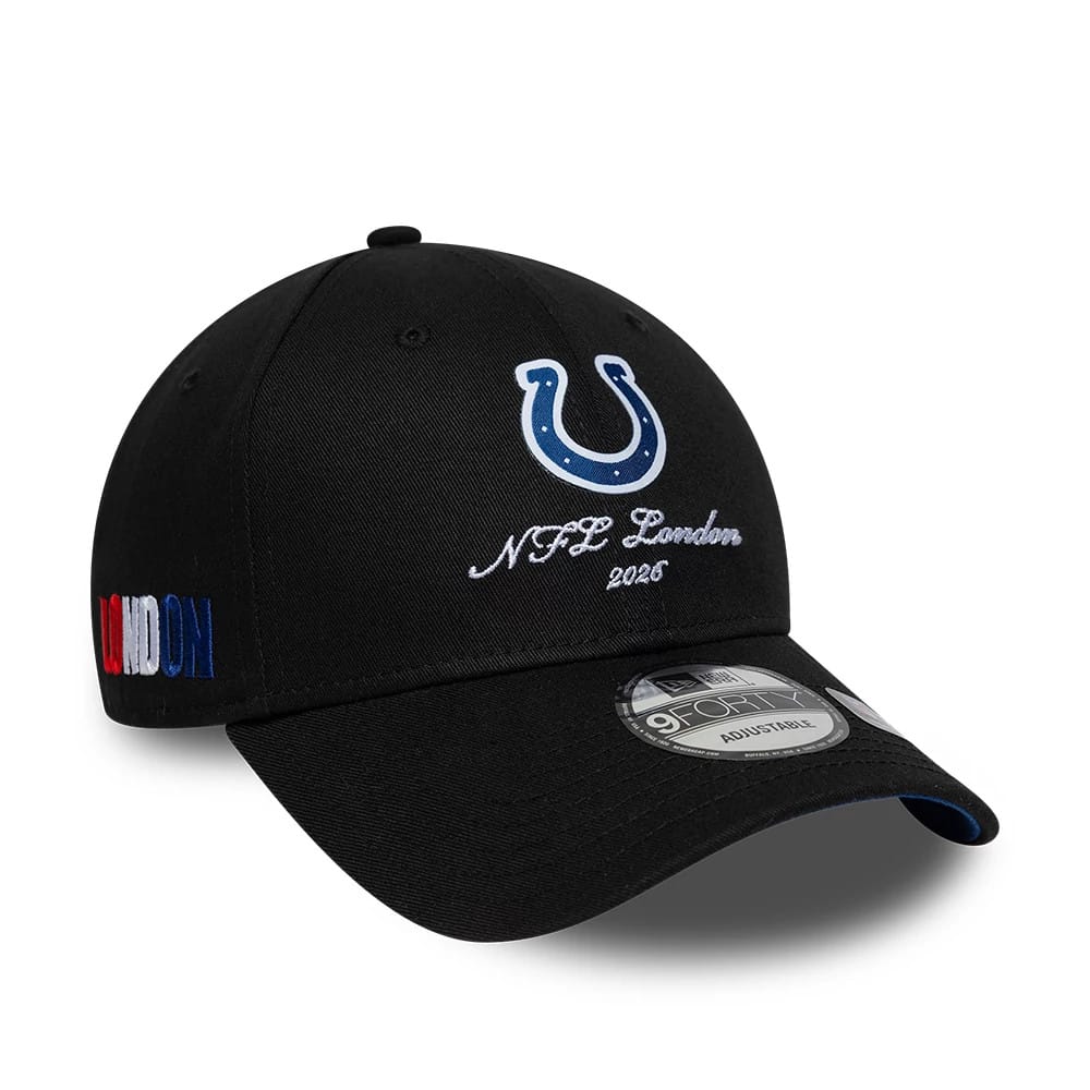 Indianapolis Colts NFL International Games 2026 London Black New Era 9FORTY Adjustable Cap, front view showing the blue horseshoe logo and white NFL London 2026 embroidery on the structured black crown with a 9FORTY size sticker on the curved visor.