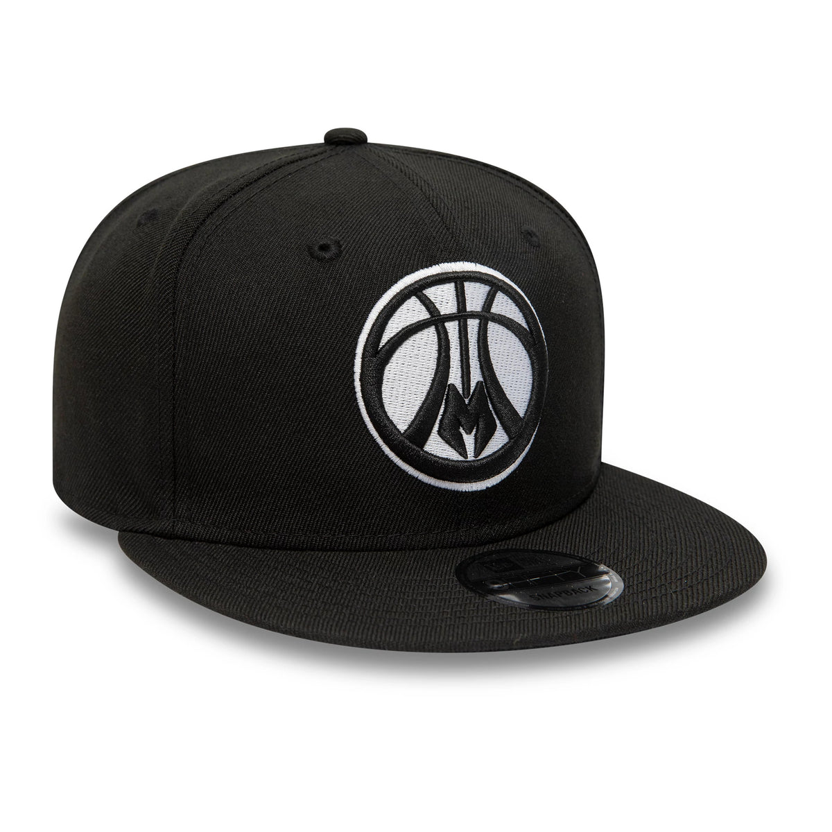Milwaukee Bucks NBA 9FIFTY Highlights Black New Era 9FIFTY Snapback Adjustable Cap, three-quarter view showing the raised embroidered white and black basketball logo on the front panel, with a flat visor and a 9FIFTY size sticker on the visor.