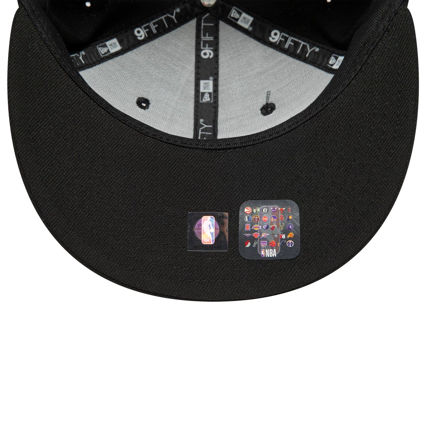 This is a Milwaukee Bucks NBA 9FIFTY Highlights Black 9FIFTY Snapback Adjustable Cap 5