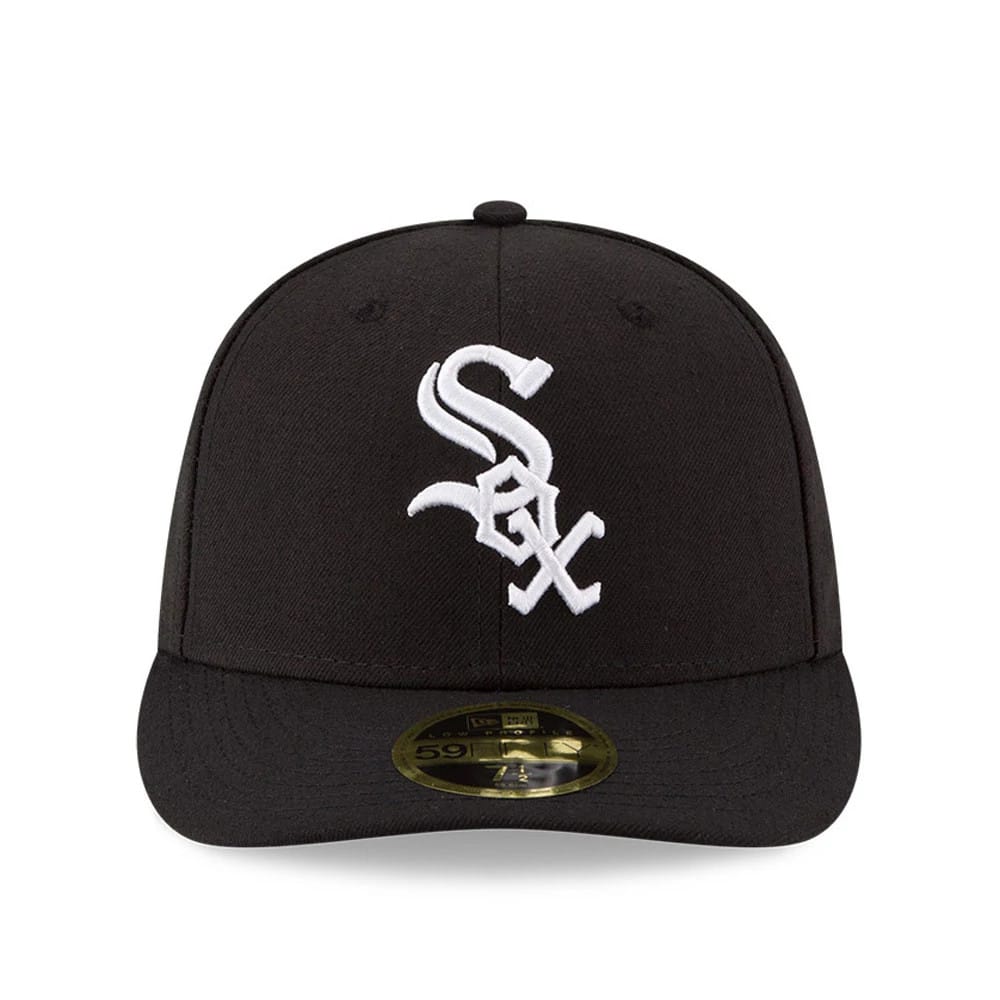 Chicago White Sox Authentic Collection Low Profile New Era 59FIFTY, front view showing raised white embroidered Sox logo on the structured black crown, with black visor and gold 59FIFTY size sticker on the visor.