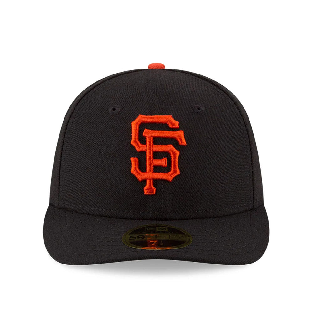 San Francisco Giants Authentic Collection Low Profile New Era 59FIFTY, front view showing the raised orange embroidered SF logo on the structured black crown, black curved visor and gold 59FIFTY size sticker on the visor.