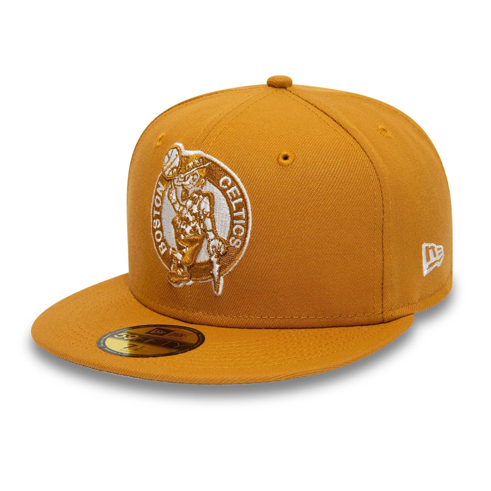 This is a Boston Celtics NBA Camel Beige 59FIFTY Fitted Cap 1