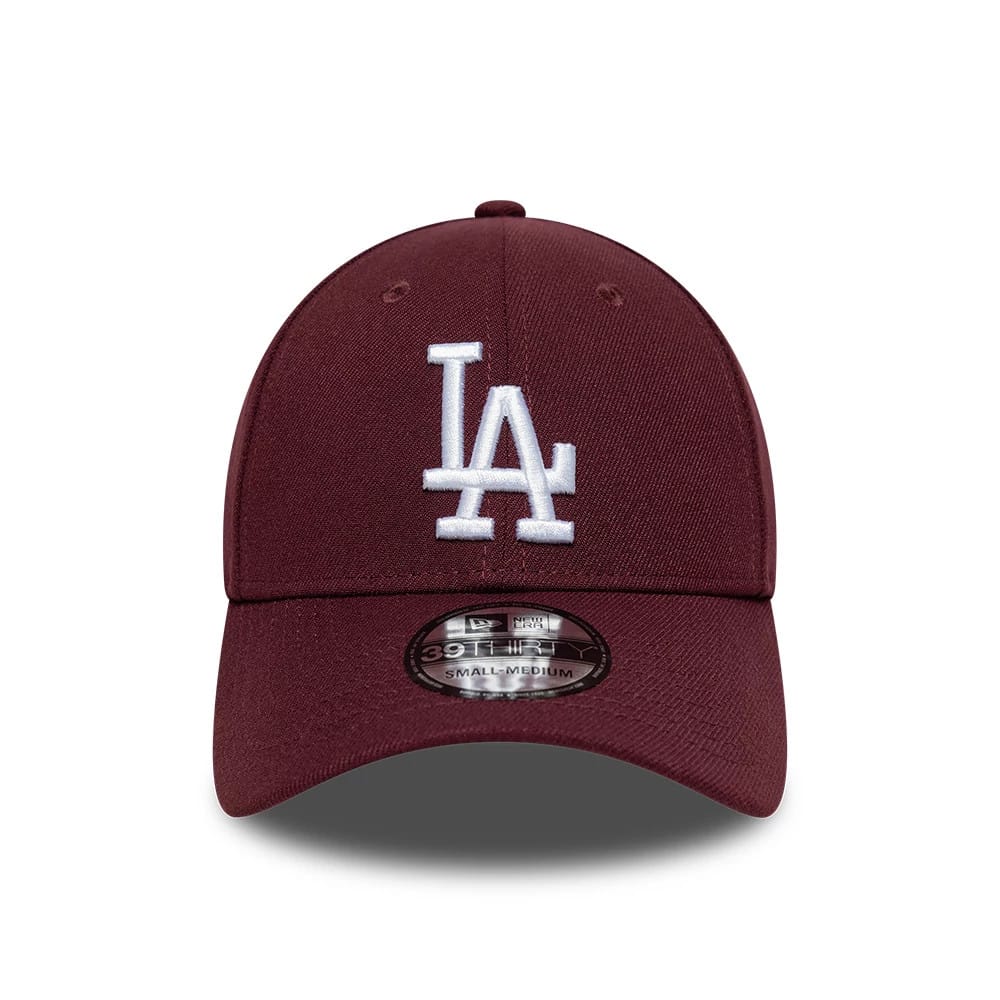 LA Dodgers MLB Dark Purple New Era 39THIRTY Stretch Fit Cap, front view showing a raised white embroidered LA logo on the front panel, with a matching dark purple curved visor and a 39THIRTY size sticker on the centre of the visor.