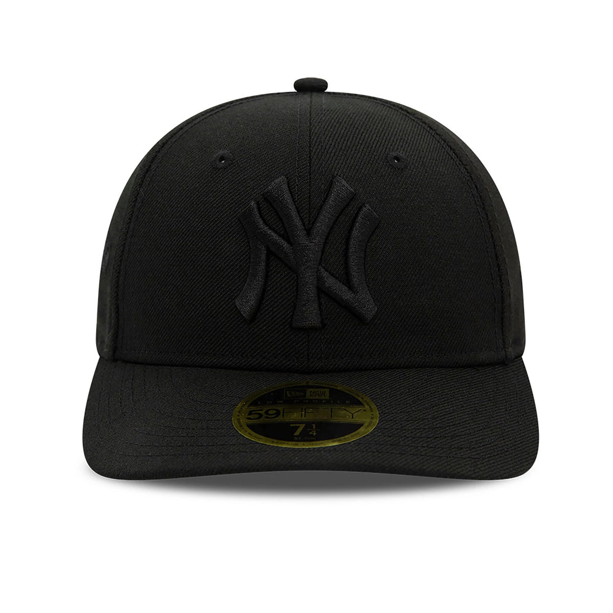 New York Yankees MLB Black Low Profile New Era 59FIFTY Fitted Cap, front view showing a black embroidered Yankees logo on the structured crown, a matching black visor, and a gold 59FIFTY size sticker on the centre of the visor.