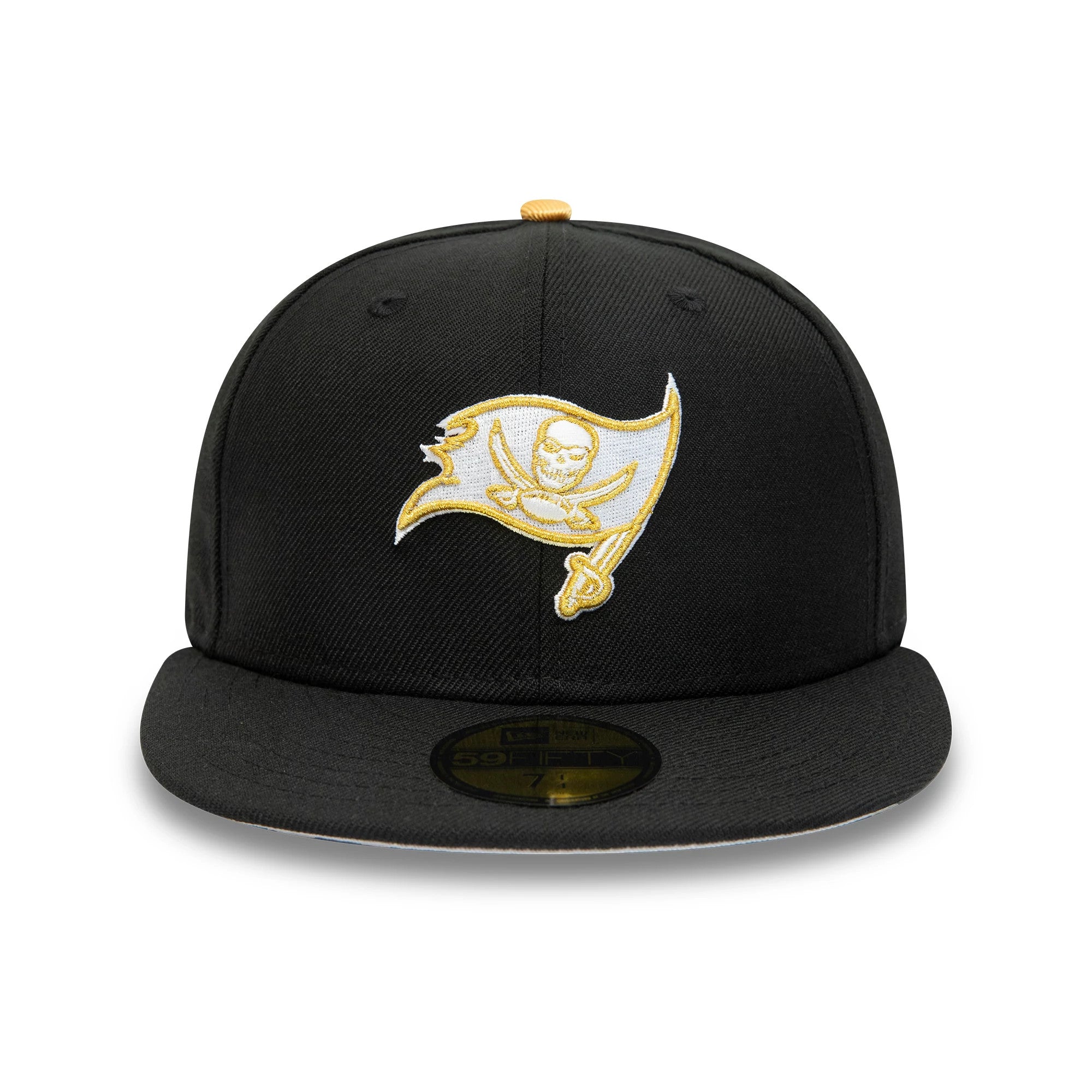 This is a Tampa Bay Buccaneers NFL Black 59FIFTY Fitted Cap 2