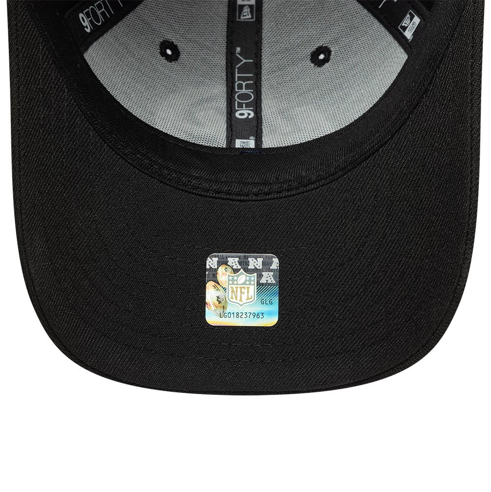 This is a LA Rams NFL Black 9FORTY Adjustable Cap 7