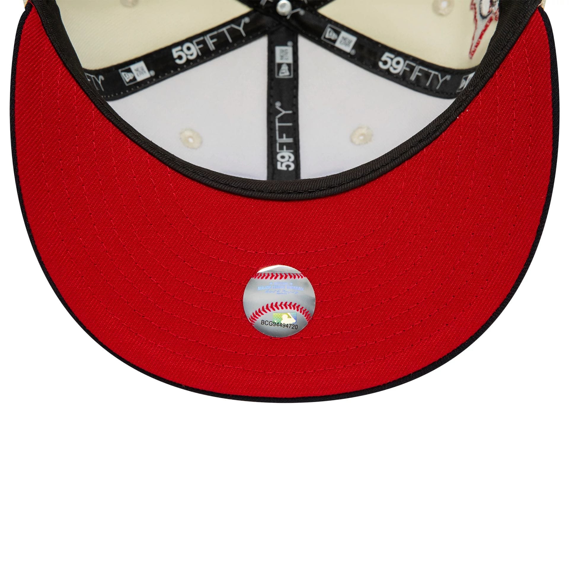 This is a Minnesota Twins MLB White 59FIFTY Fitted Cap 2