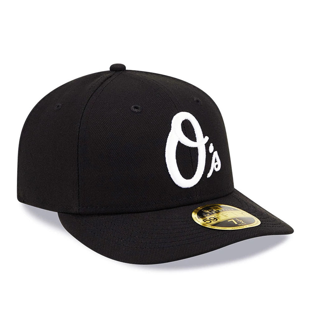 Baltimore Orioles MLB Black Low Profile New Era 59FIFTY Fitted Cap, front view showing the white embroidered O's logo on the structured black crown, paired with a matching black visor and featuring the gold 59FIFTY size sticker on the visor.